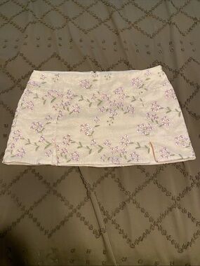 Embroidered Floral Mini Skirt in Light Pink